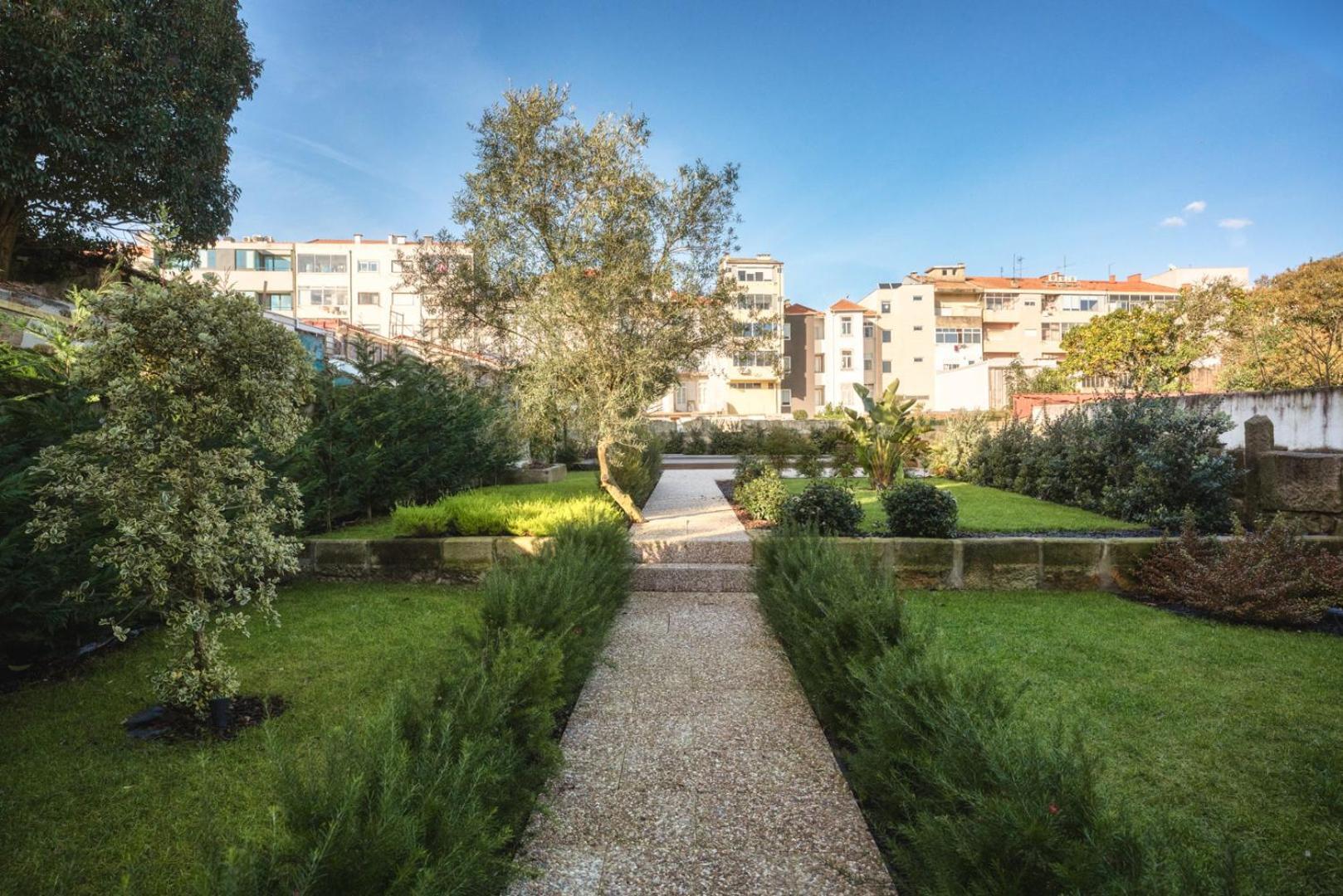 Apartamento Cosy House Downtown With Swimming Pool And Ac