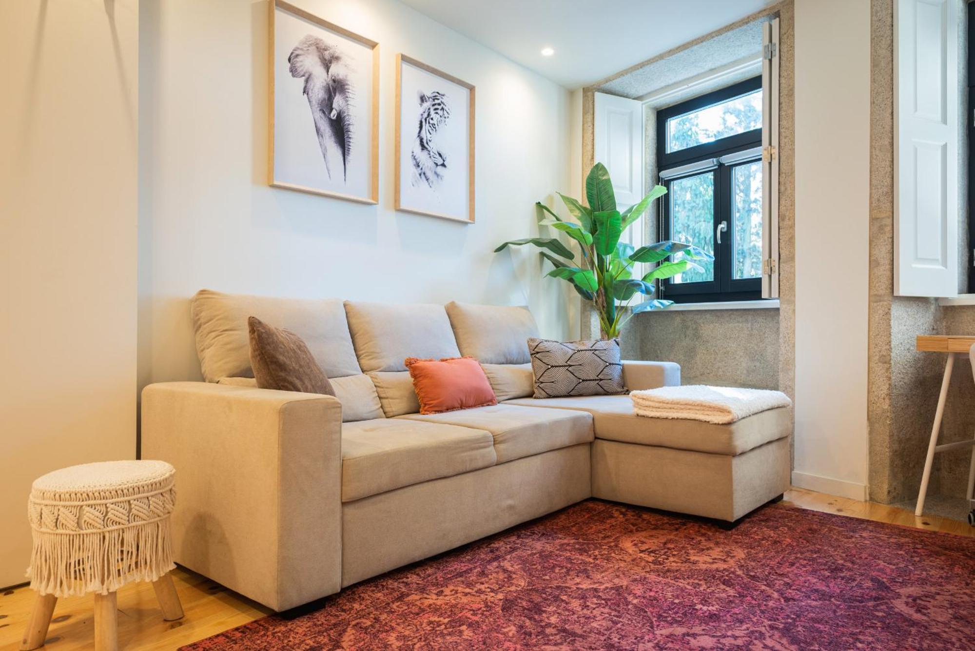 Cosy House Downtown With Swimming Pool And Ac Apartamento